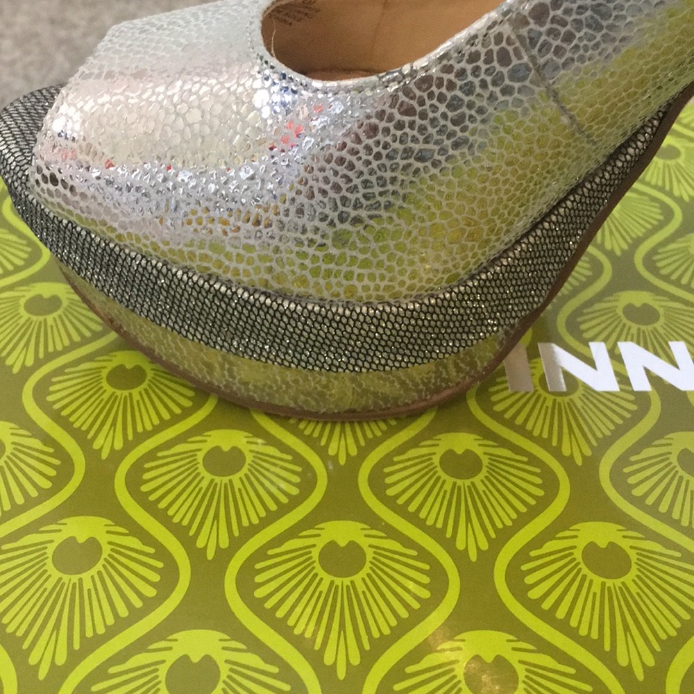 Gianni Bini Madison pump - Picture 6 of 8